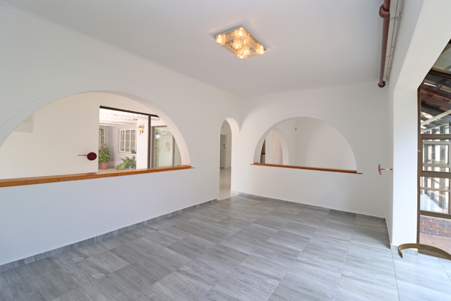 4 Bedroom Property for Sale in Lyndhurst Gauteng