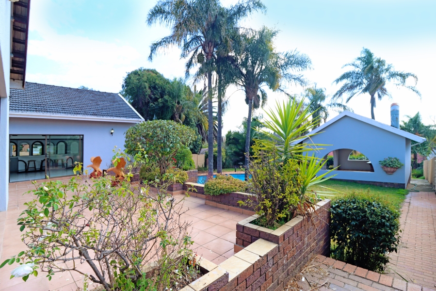 4 Bedroom Property for Sale in Lyndhurst Gauteng