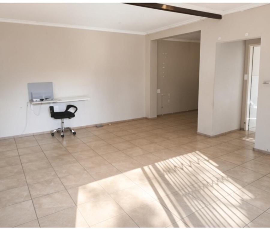 To Let 2 Bedroom Property for Rent in Westdene Gauteng