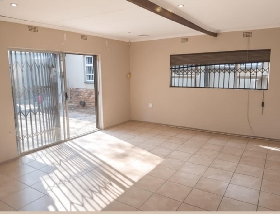 To Let 2 Bedroom Property for Rent in Westdene Gauteng