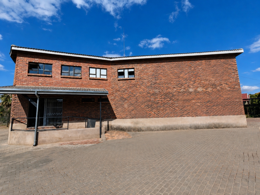 Commercial Property for Sale in Karenpark Gauteng
