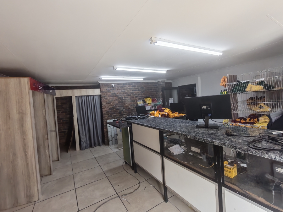 Commercial Property for Sale in Karenpark Gauteng