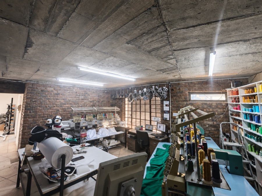 Commercial Property for Sale in Karenpark Gauteng