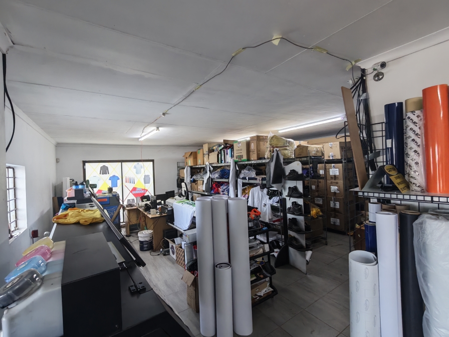 Commercial Property for Sale in Karenpark Gauteng