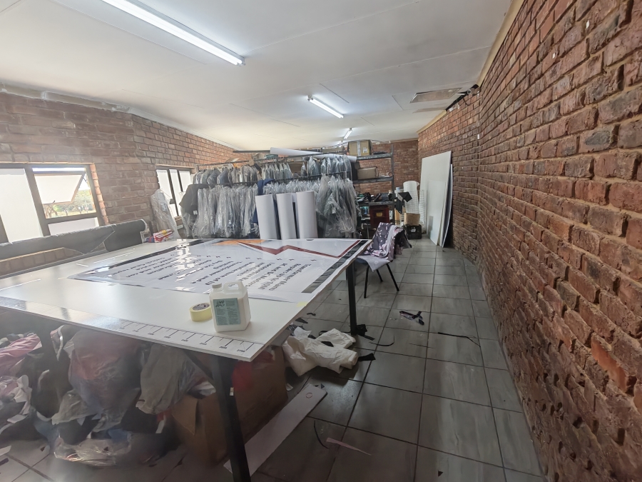 Commercial Property for Sale in Karenpark Gauteng