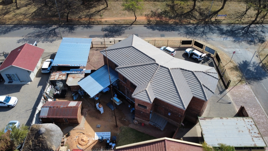 Commercial Property for Sale in Karenpark Gauteng