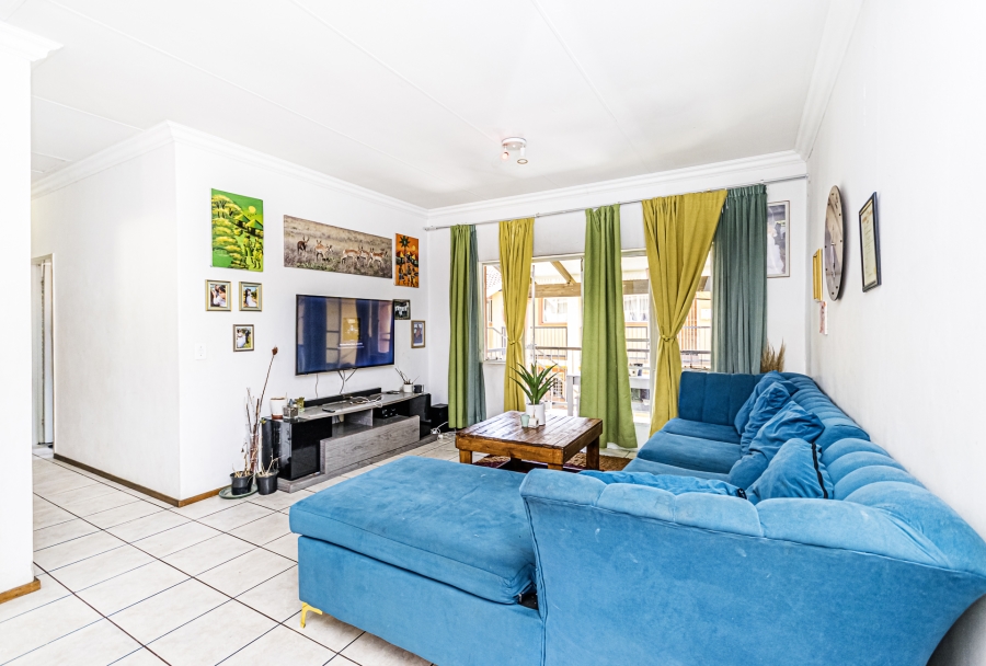 2 Bedroom Property for Sale in Sundowner Gauteng