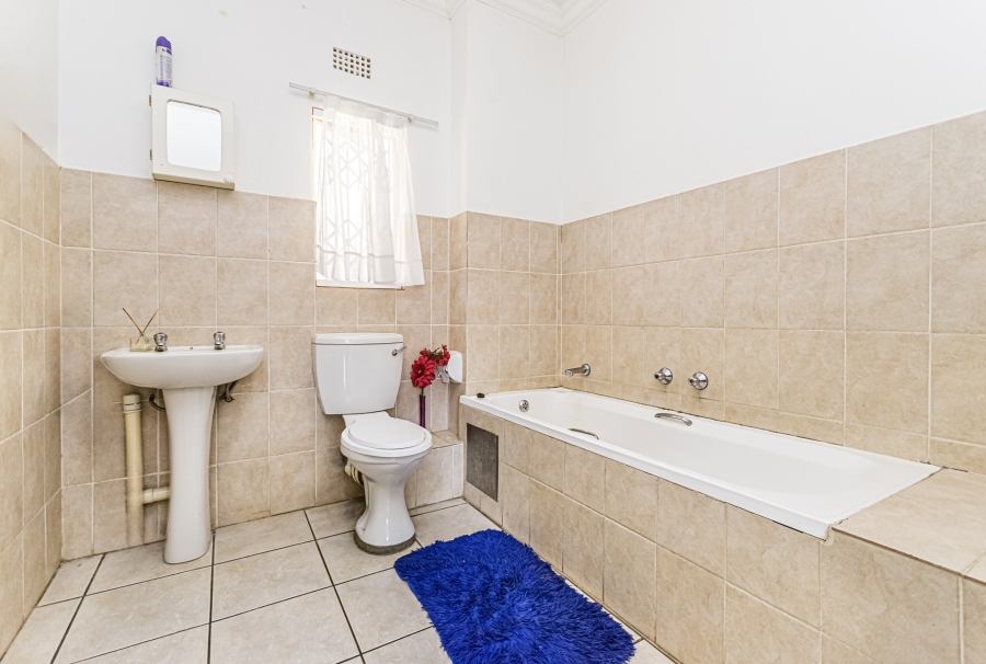 2 Bedroom Property for Sale in Sundowner Gauteng