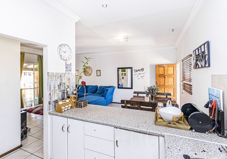 2 Bedroom Property for Sale in Sundowner Gauteng