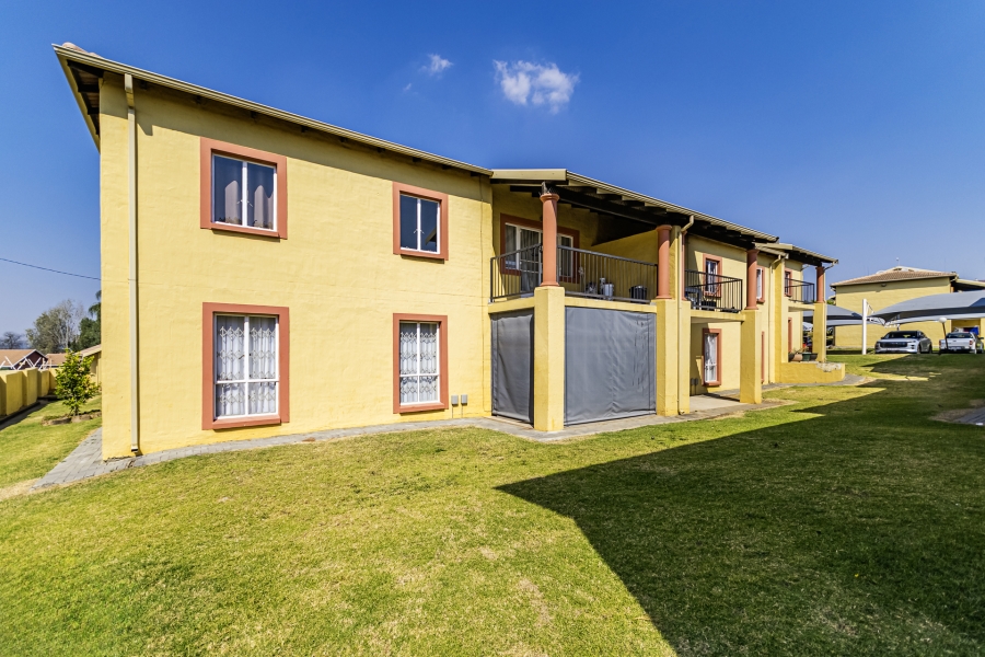 2 Bedroom Property for Sale in Sundowner Gauteng