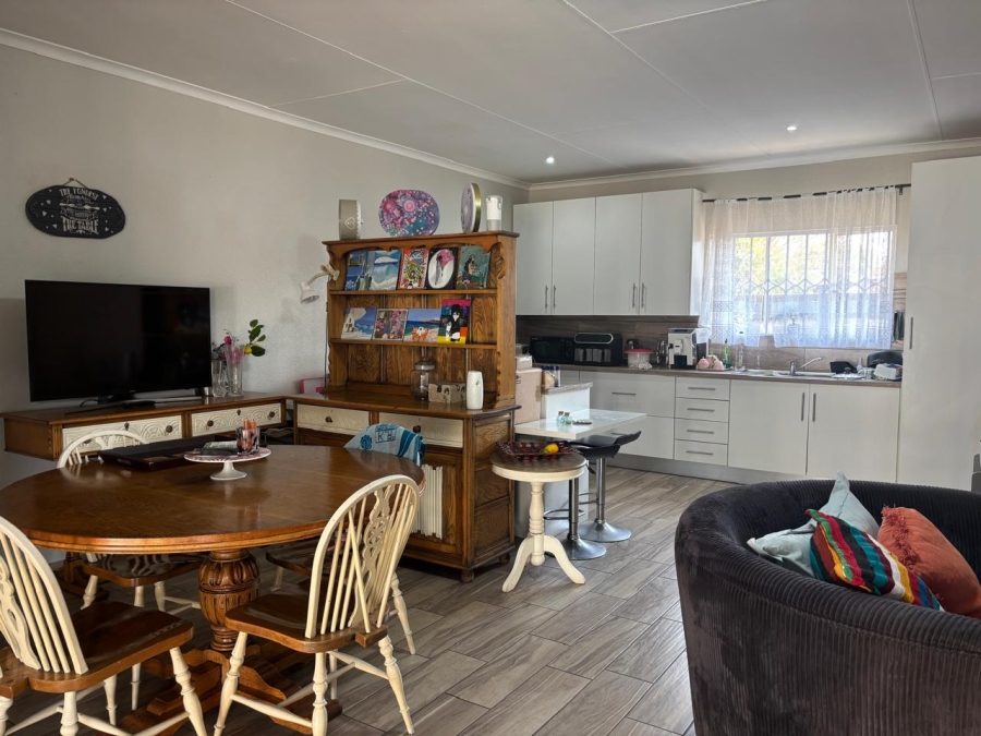 1 Bedroom Property for Sale in Brackenhurst Gauteng
