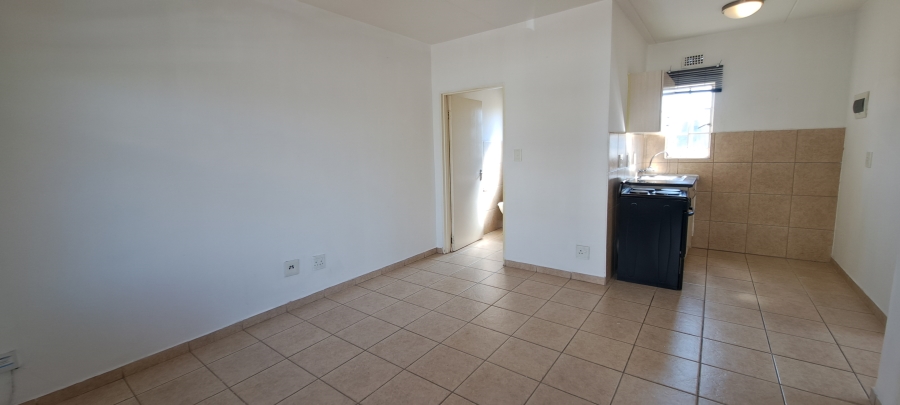 2 Bedroom Property for Sale in Fleurhof Gauteng