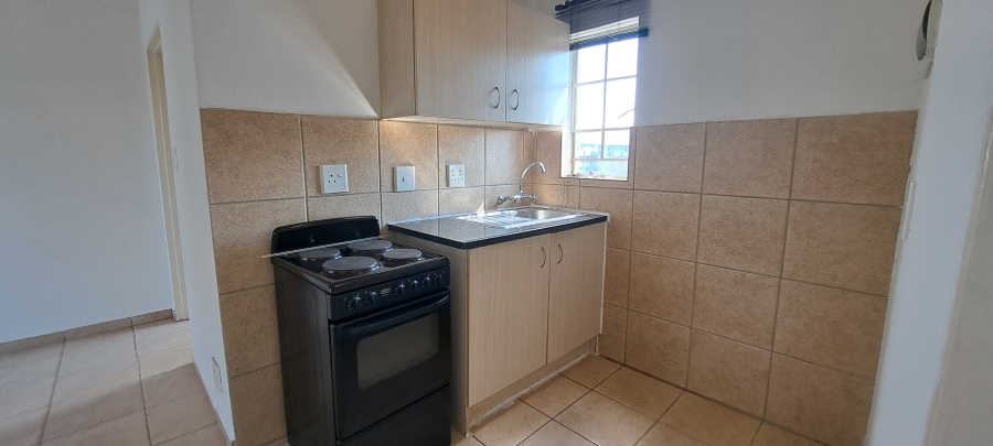 2 Bedroom Property for Sale in Fleurhof Gauteng