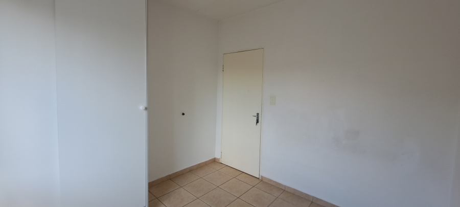 2 Bedroom Property for Sale in Fleurhof Gauteng