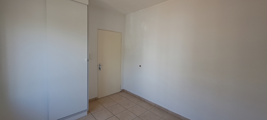 2 Bedroom Property for Sale in Fleurhof Gauteng