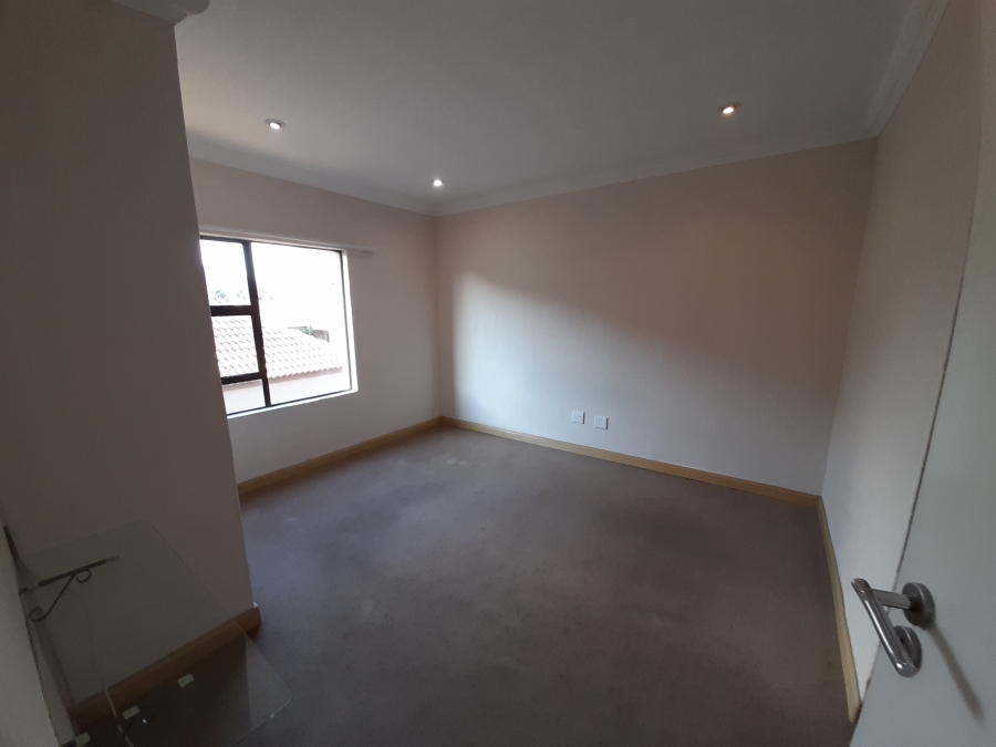 3 Bedroom Property for Sale in Sylviavale Gauteng