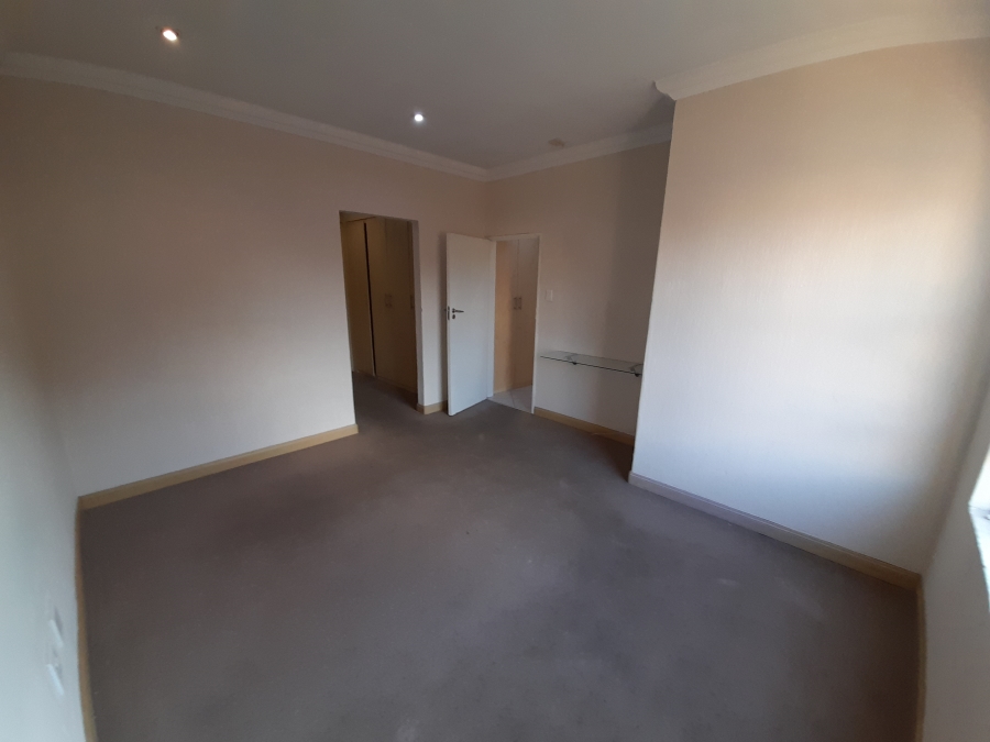 3 Bedroom Property for Sale in Sylviavale Gauteng