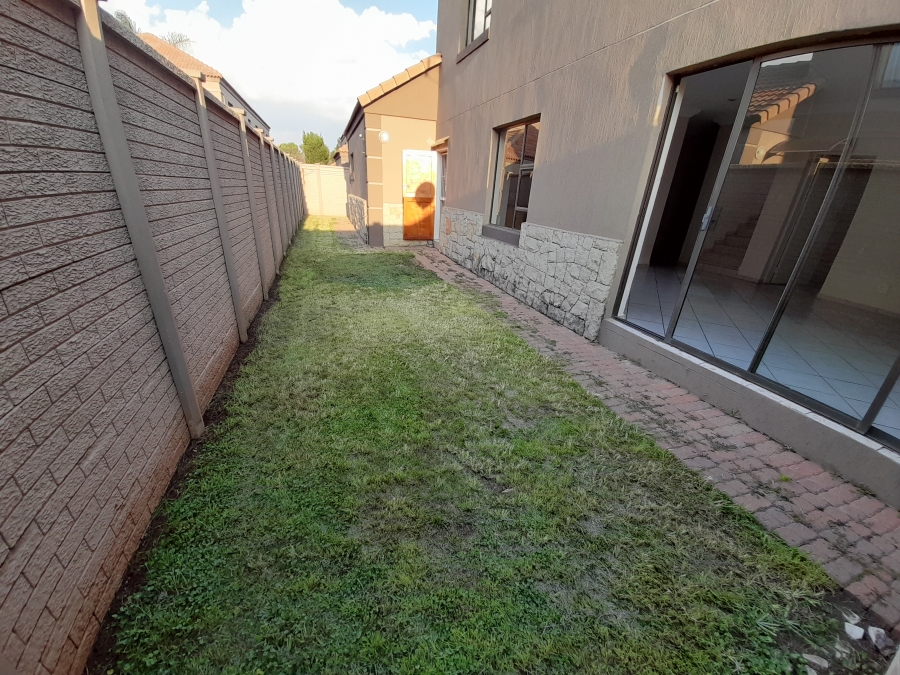 3 Bedroom Property for Sale in Sylviavale Gauteng