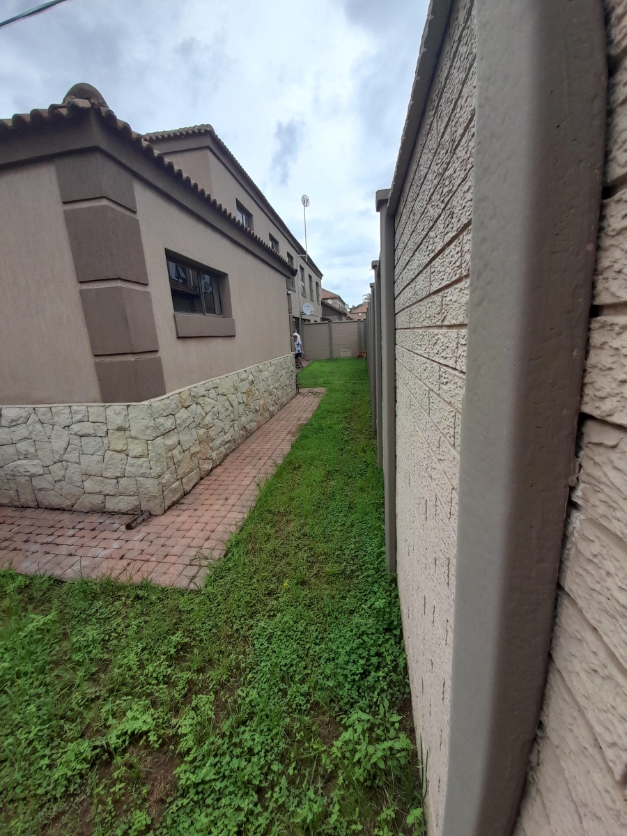 3 Bedroom Property for Sale in Sylviavale Gauteng