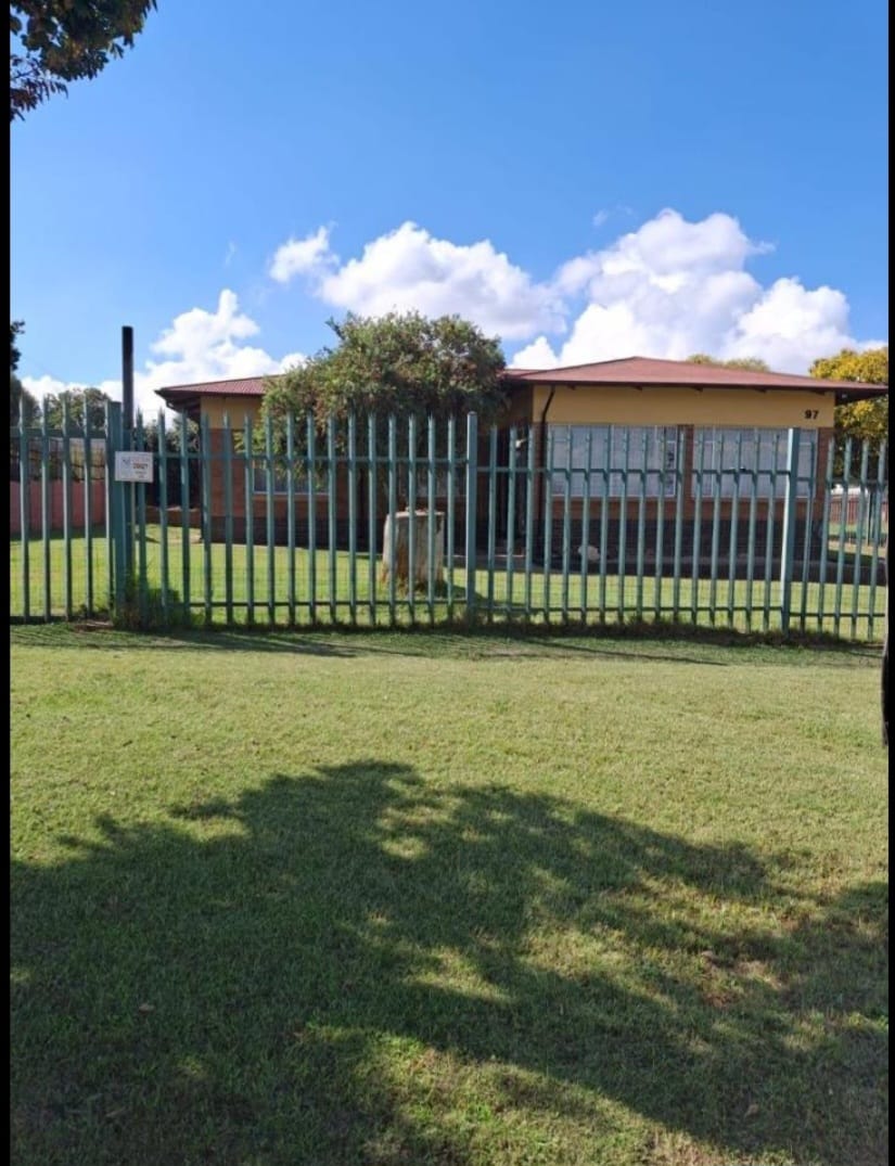 3 Bedroom Property for Sale in Horison Gauteng
