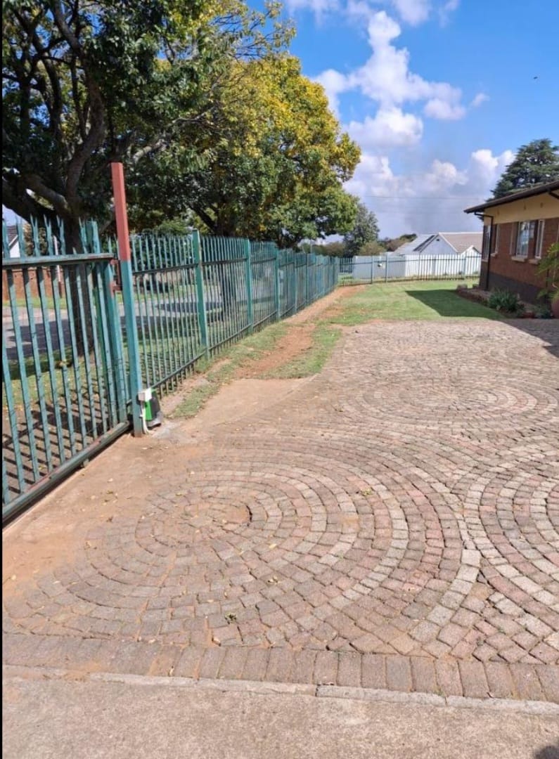 3 Bedroom Property for Sale in Horison Gauteng