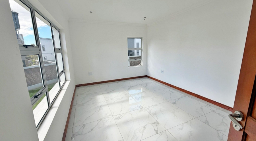 To Let 5 Bedroom Property for Rent in Sagewood Gauteng