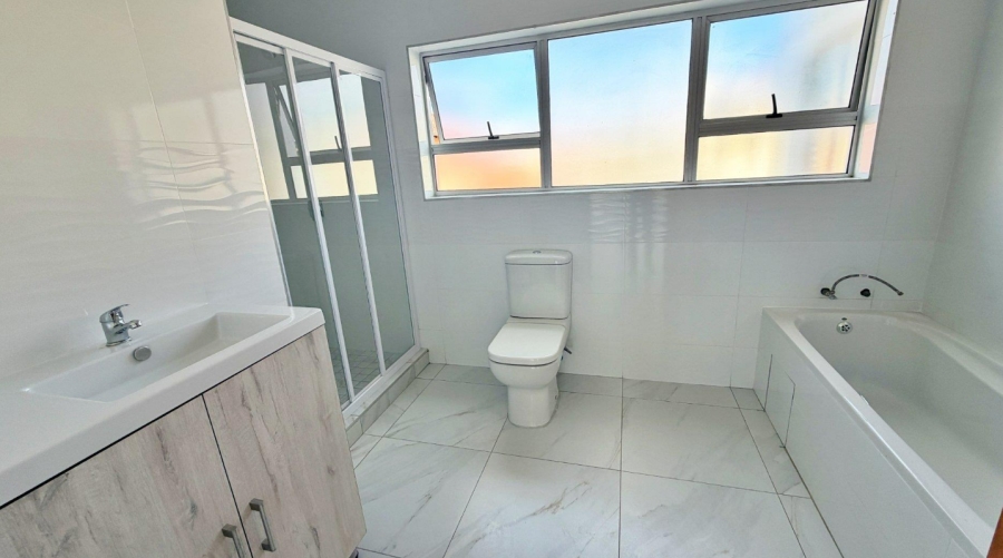 To Let 5 Bedroom Property for Rent in Sagewood Gauteng