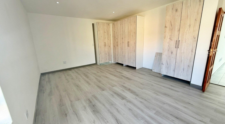 To Let 5 Bedroom Property for Rent in Sagewood Gauteng
