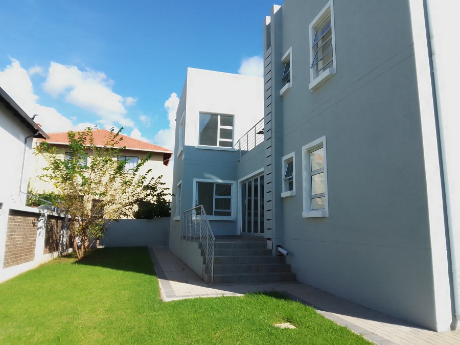 To Let 5 Bedroom Property for Rent in Sagewood Gauteng