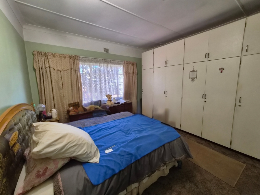 3 Bedroom Property for Sale in Hurlyvale Gauteng