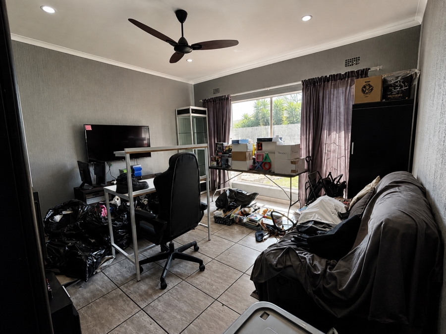 4 Bedroom Property for Sale in Verwoerdpark Gauteng