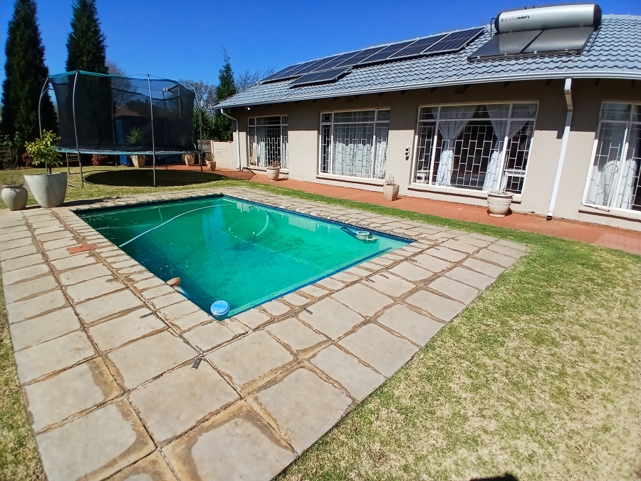 4 Bedroom Property for Sale in Dalpark Proper Gauteng