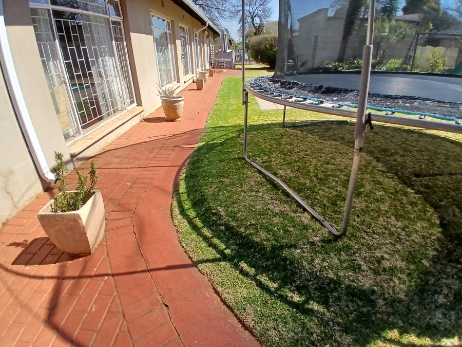 4 Bedroom Property for Sale in Dalpark Proper Gauteng