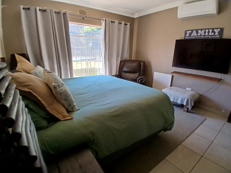 4 Bedroom Property for Sale in Dalpark Proper Gauteng