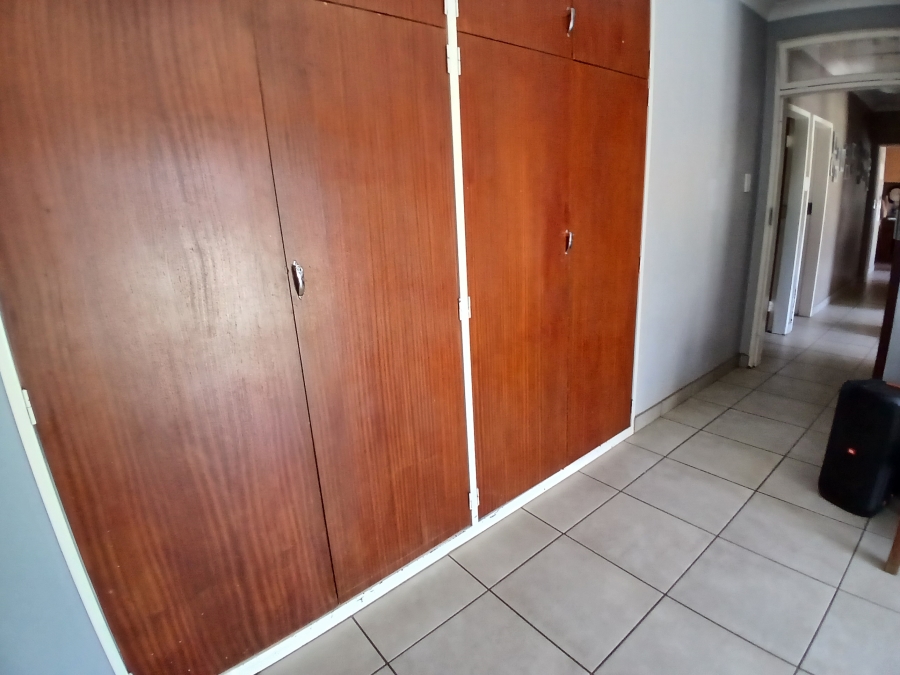 4 Bedroom Property for Sale in Dalpark Proper Gauteng