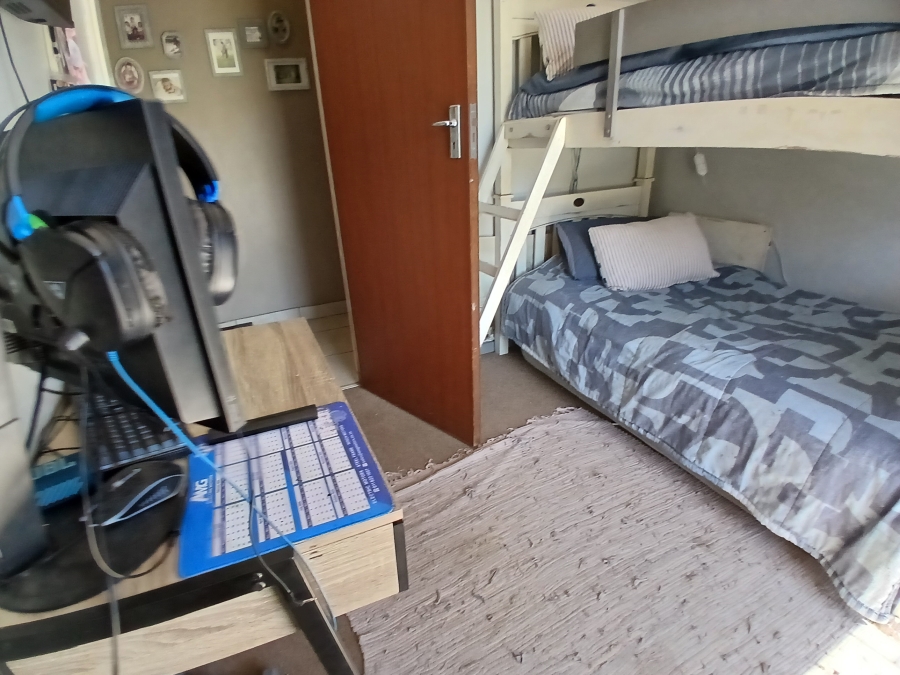 4 Bedroom Property for Sale in Dalpark Proper Gauteng