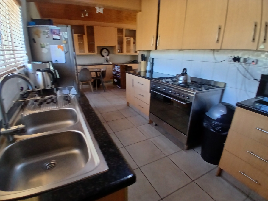 4 Bedroom Property for Sale in Dalpark Proper Gauteng