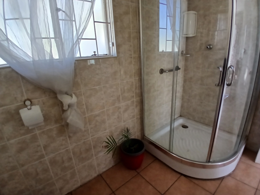 4 Bedroom Property for Sale in Dalpark Proper Gauteng