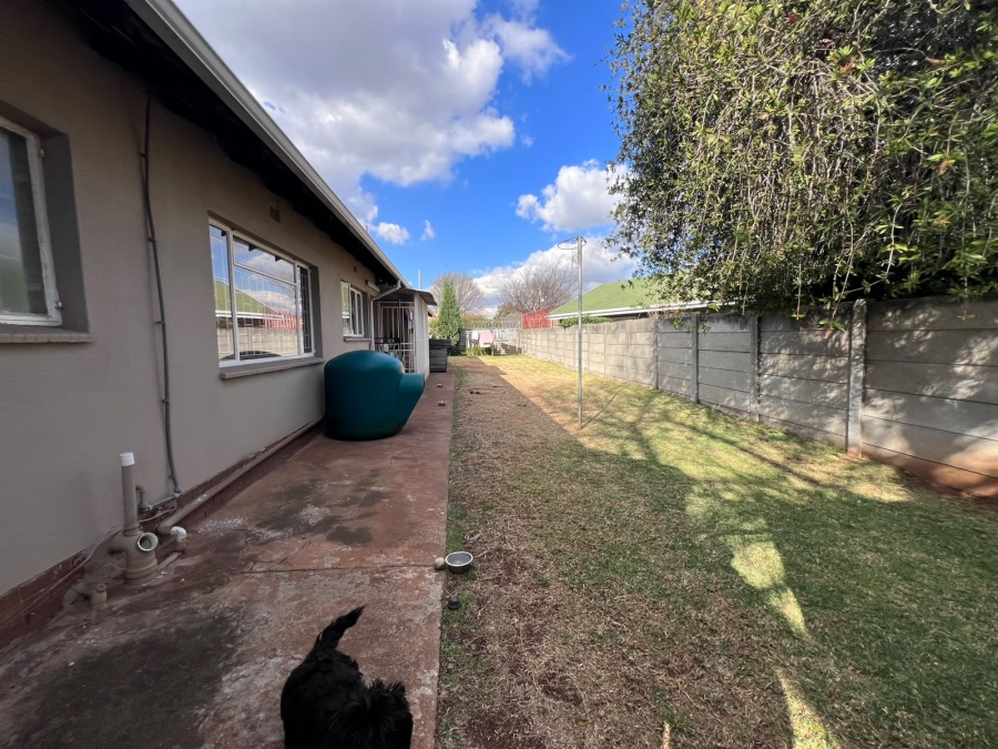 4 Bedroom Property for Sale in Dalpark Proper Gauteng