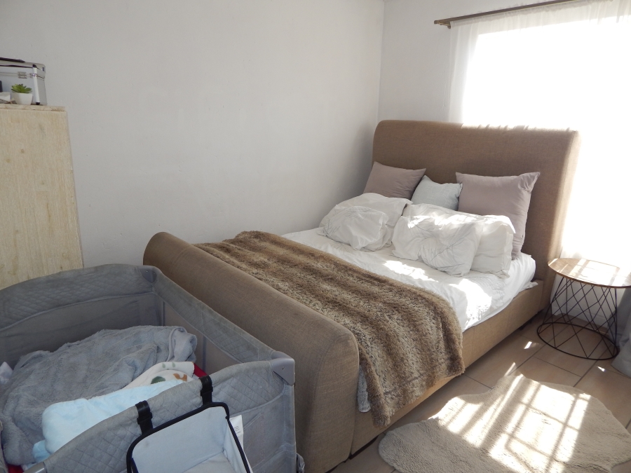 2 Bedroom Property for Sale in Chloorkop Gauteng