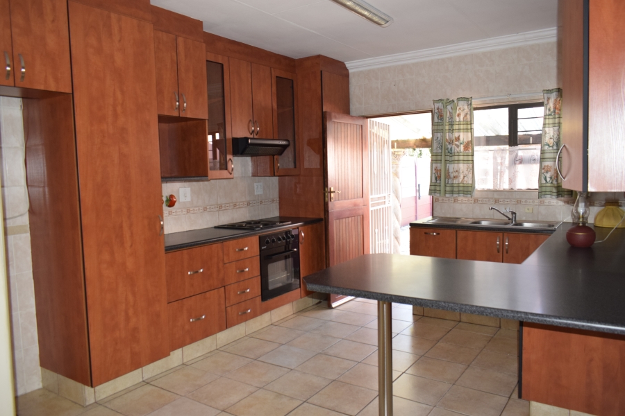 3 Bedroom Property for Sale in Farrar Park Gauteng