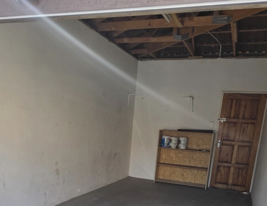 To Let 2 Bedroom Property for Rent in Nimrod Park Gauteng