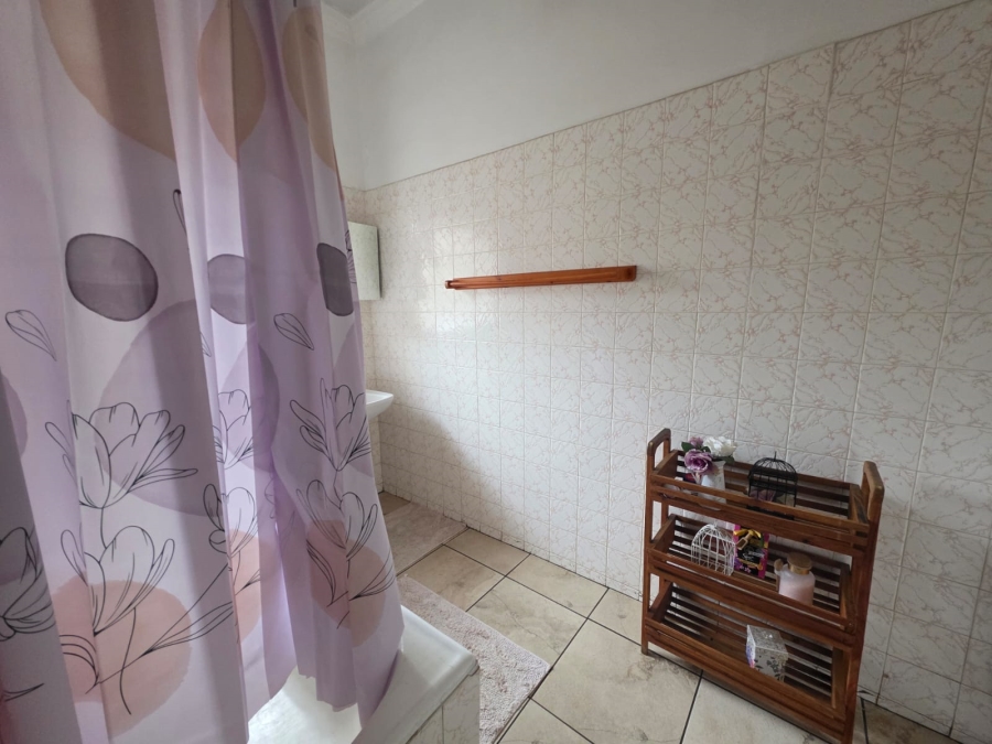 3 Bedroom Property for Sale in Mantevrede Gauteng