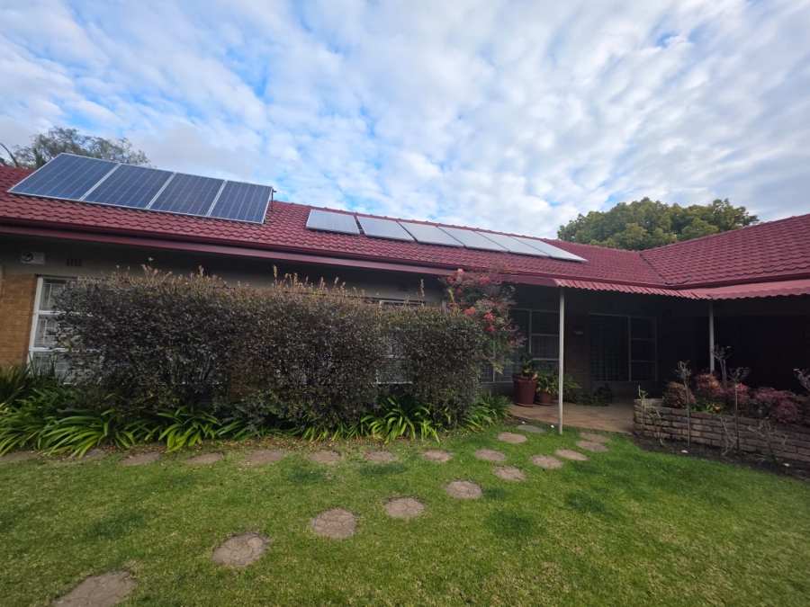 3 Bedroom Property for Sale in Mantevrede Gauteng