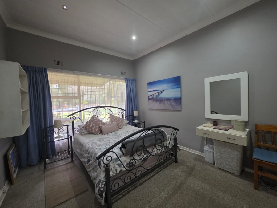 3 Bedroom Property for Sale in Mantevrede Gauteng