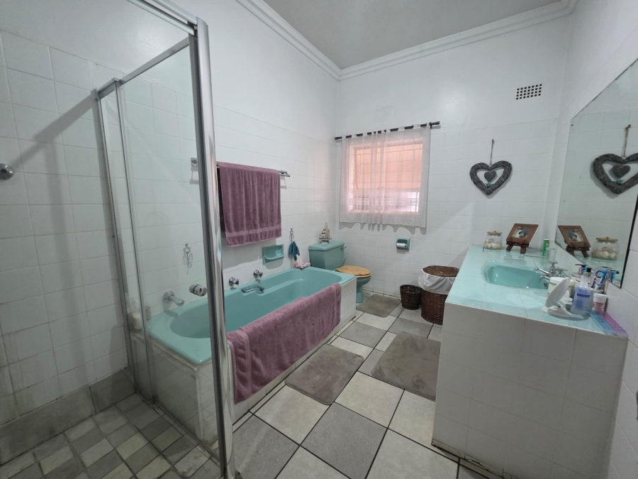 3 Bedroom Property for Sale in Mantevrede Gauteng