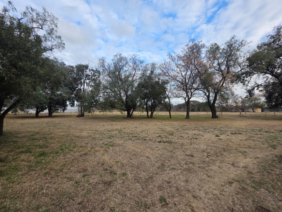 3 Bedroom Property for Sale in Mantevrede Gauteng