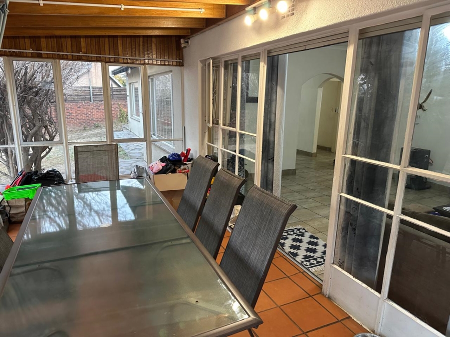 To Let 3 Bedroom Property for Rent in Olivedale Gauteng