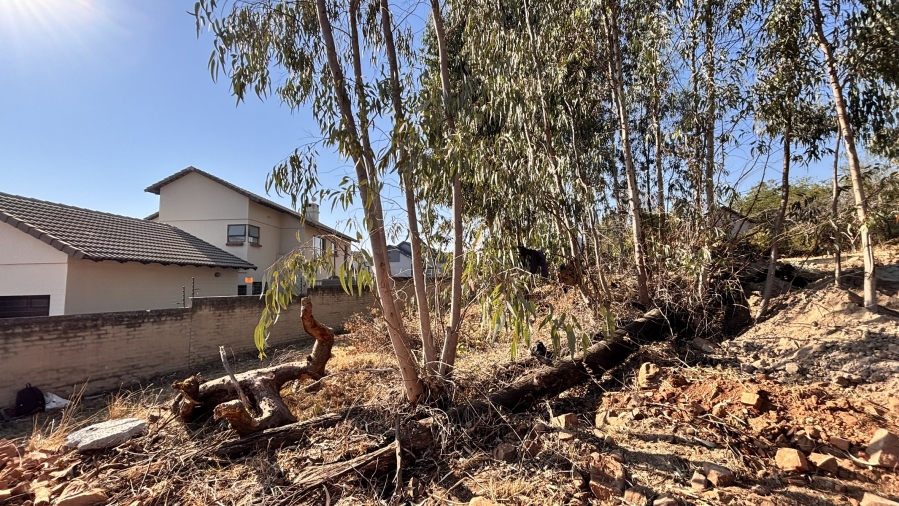 5 Bedroom Property for Sale in Roodepark Eco Estate Gauteng