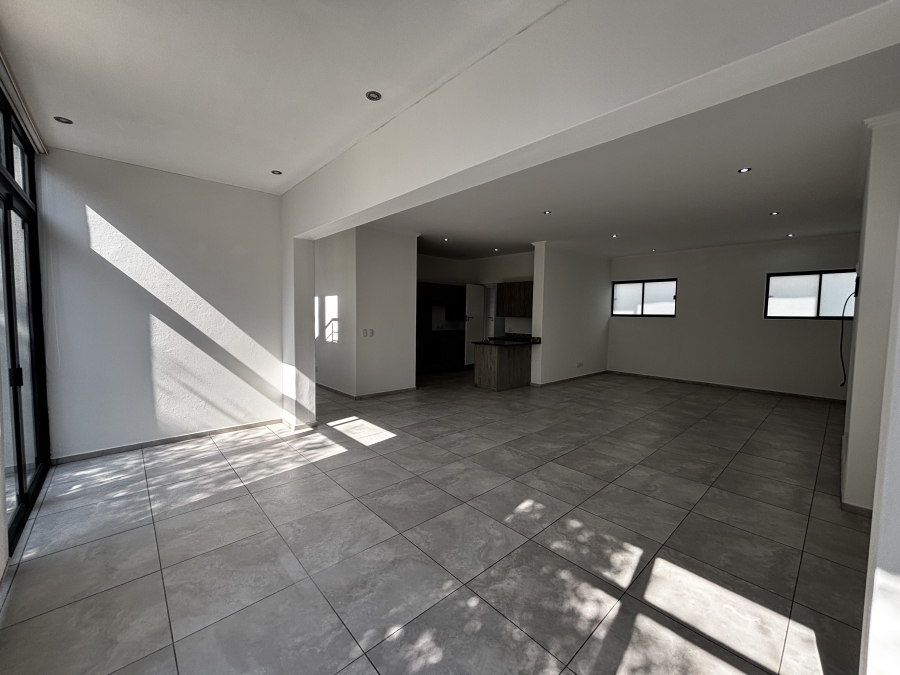 3 Bedroom Property for Sale in Edenburg Gauteng